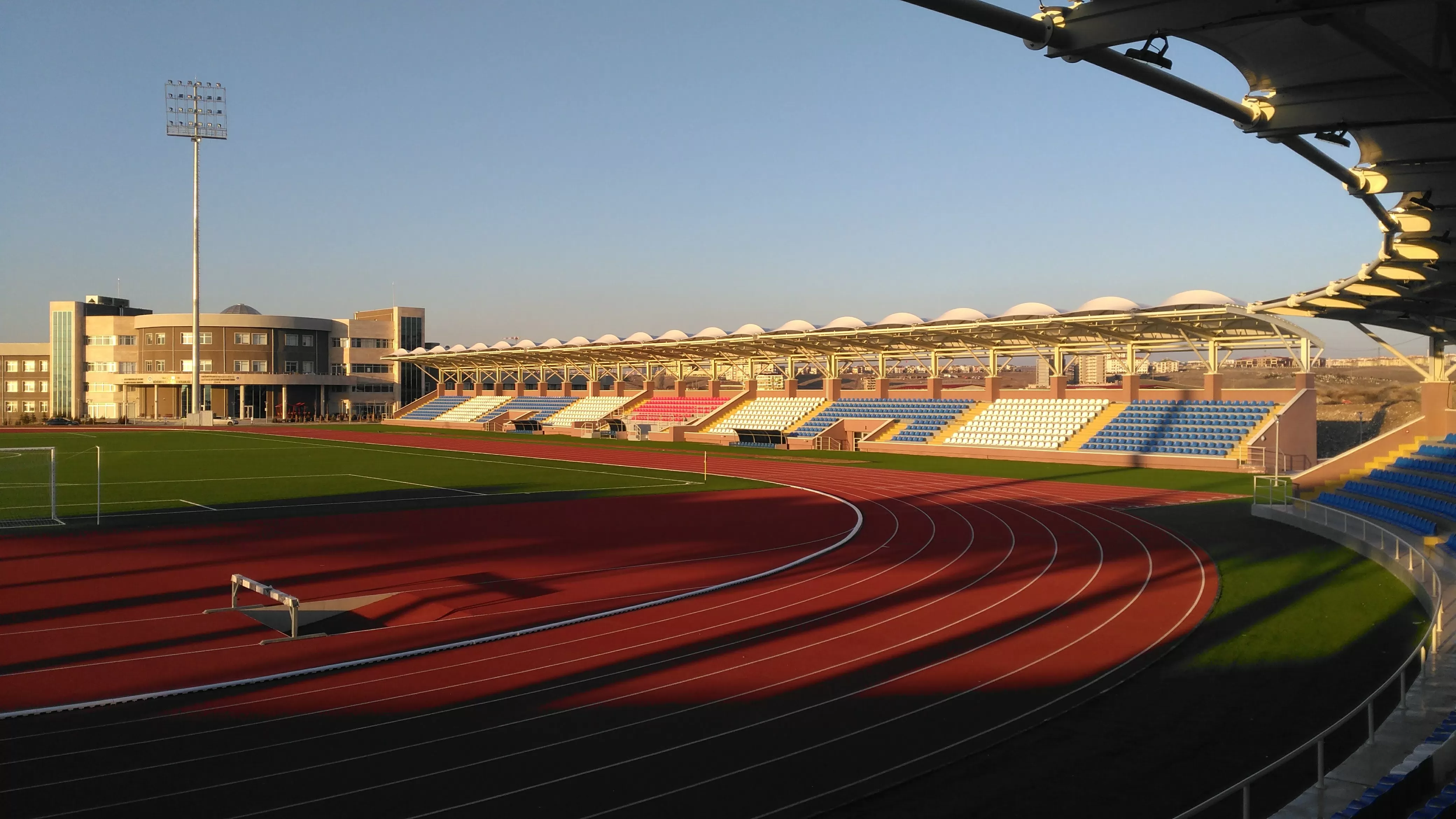 Stadyum, Spor Tesisleri, Endüstriyel Tesisler